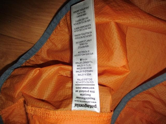 パタゴニア　フーディニ　スナップティ　プルオーバー　ジャケット　M　新品同様