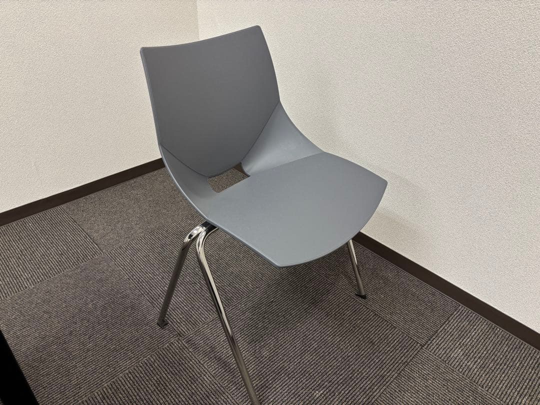 イタリア製　シンプルモダン KOSKA コスカチェア　3脚／グレー