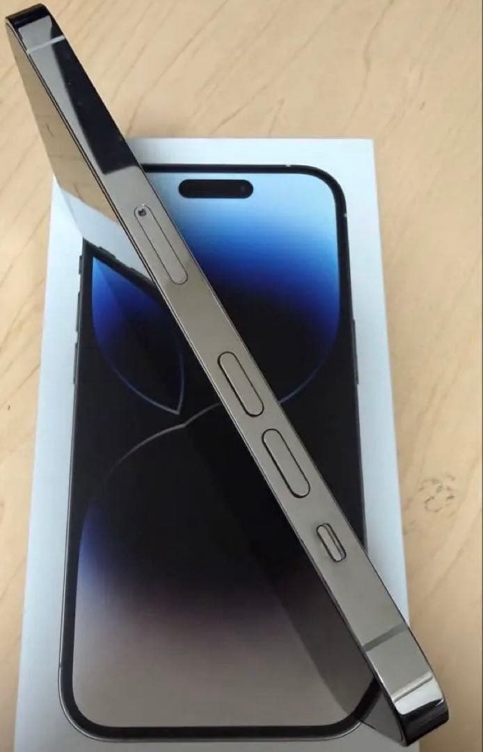 Apple iPhone 14 Pro シルバー 256GB 本体