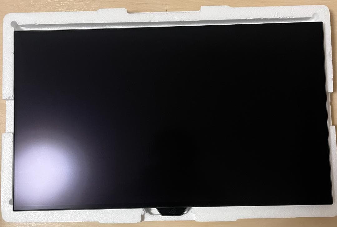 ROG Swift OLED PG27AQDM　有機ELゲーミングモニター