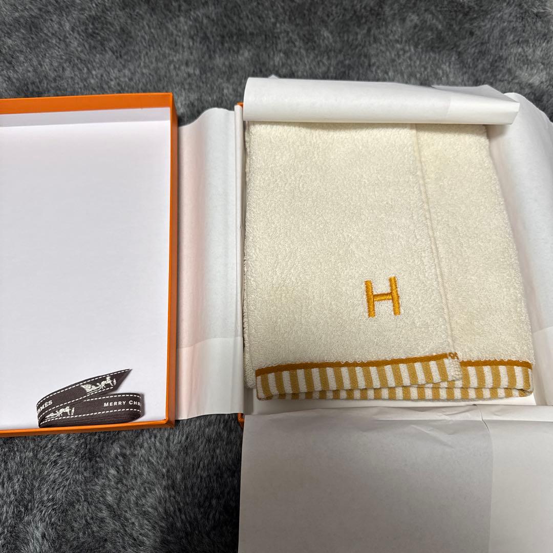 エルメス　ゲストタオル 《ヴィス・ヴェルサ》　新品未使用