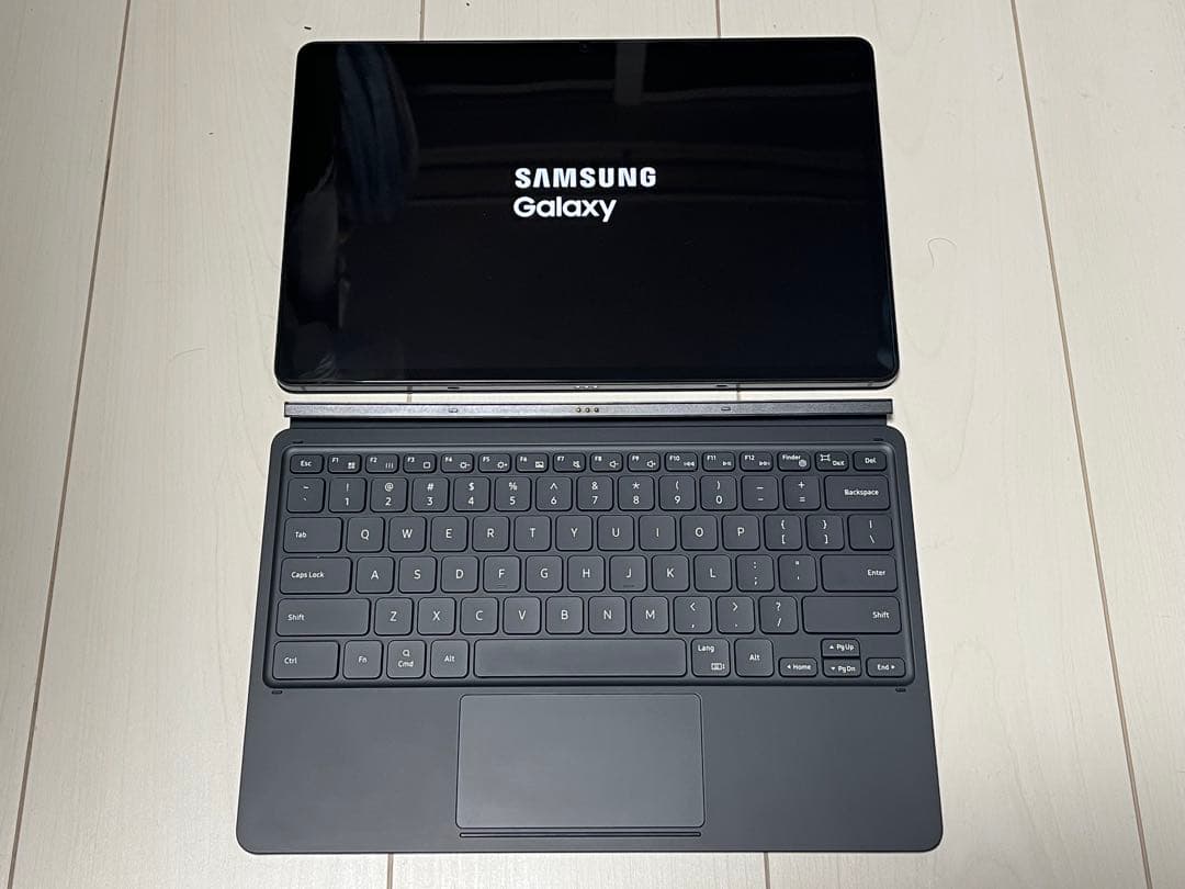 【美品】Galaxy Tab S8+ 純正キーボードカバー&背面カバー&Sペン