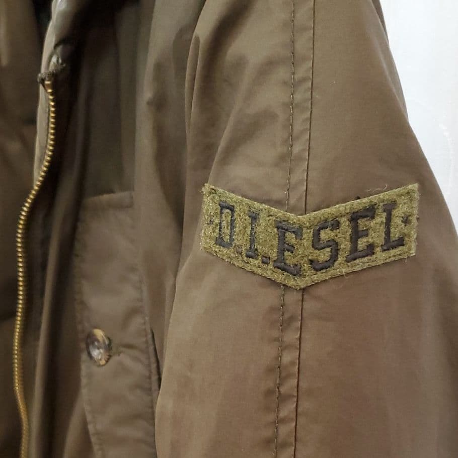 DIESEL　レディースダウンコート