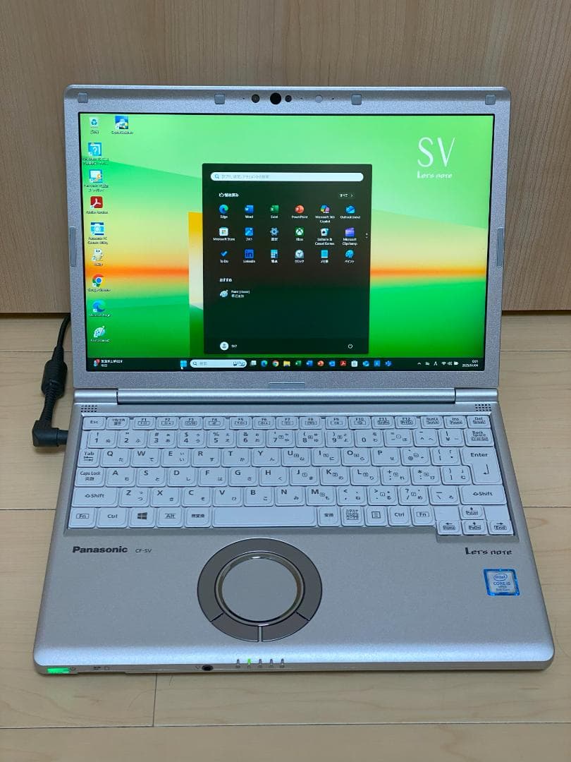 超美品レッツノート！累積240H！新品SSD512GB！8GBOfficeSV7