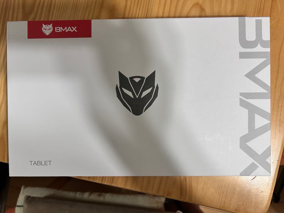 8コアCPU 10インチ画面 AI最適化OS Android16 タブレット