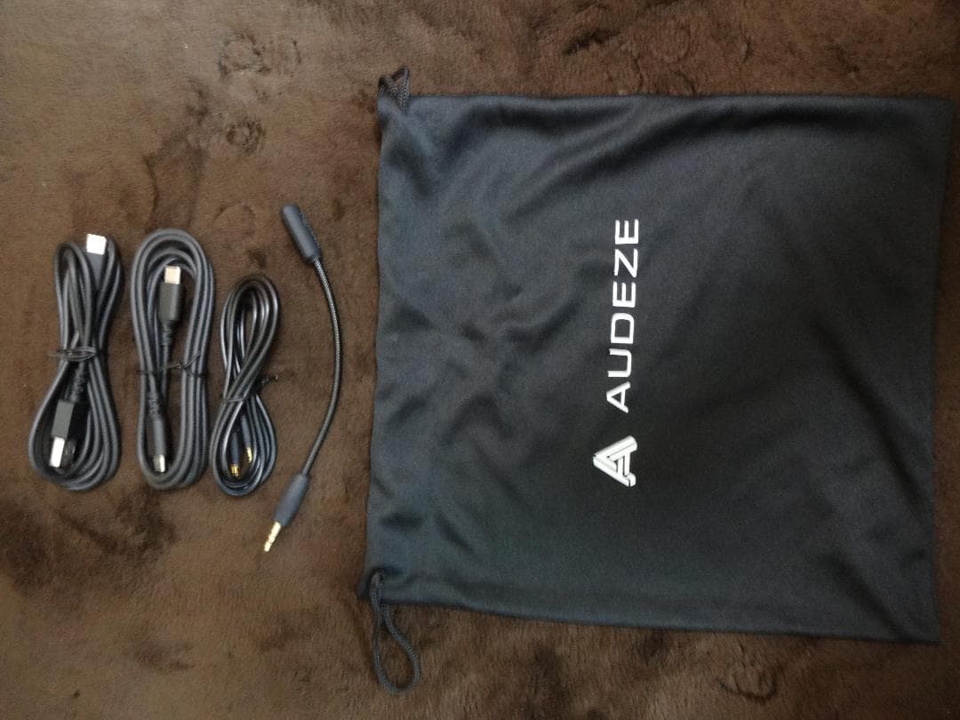 【おまけ付き】Audeze Mobius Carbon　ゲーミングヘッドセット