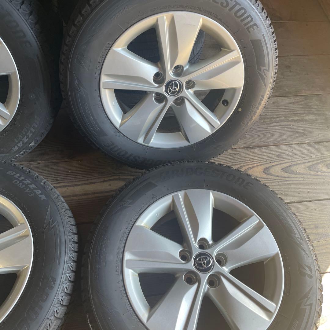 TOYOTAハリアー　 純正スタッドレスタイヤ