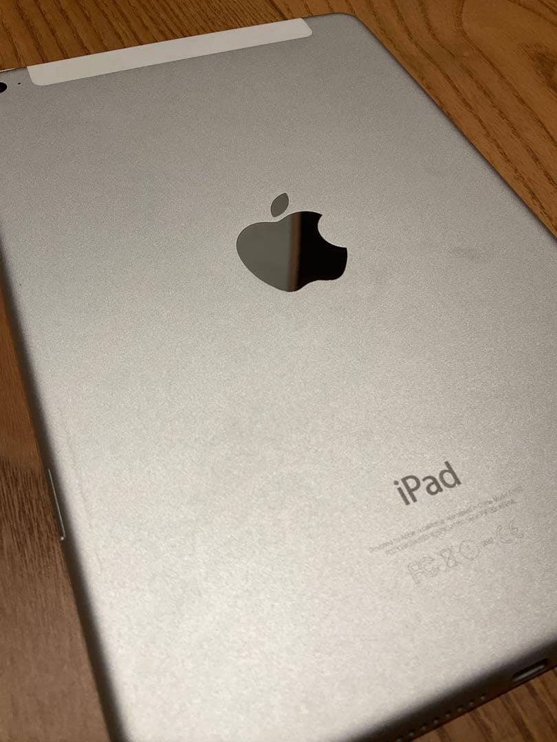 iPad mini4 Wi-Fi + Cellular 64GB ケース付