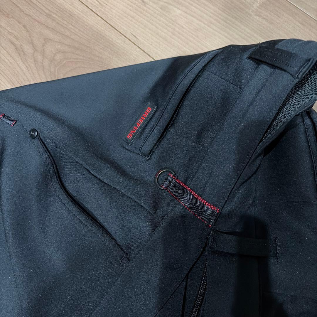 BRIEFING ブラックパンツ