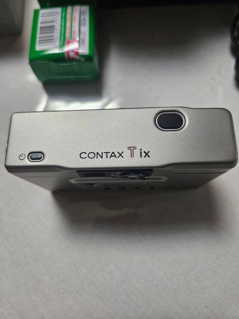 CONTAX（コンタックス） Tix フィルムカメラ 箱付き　電池、フィルム付き