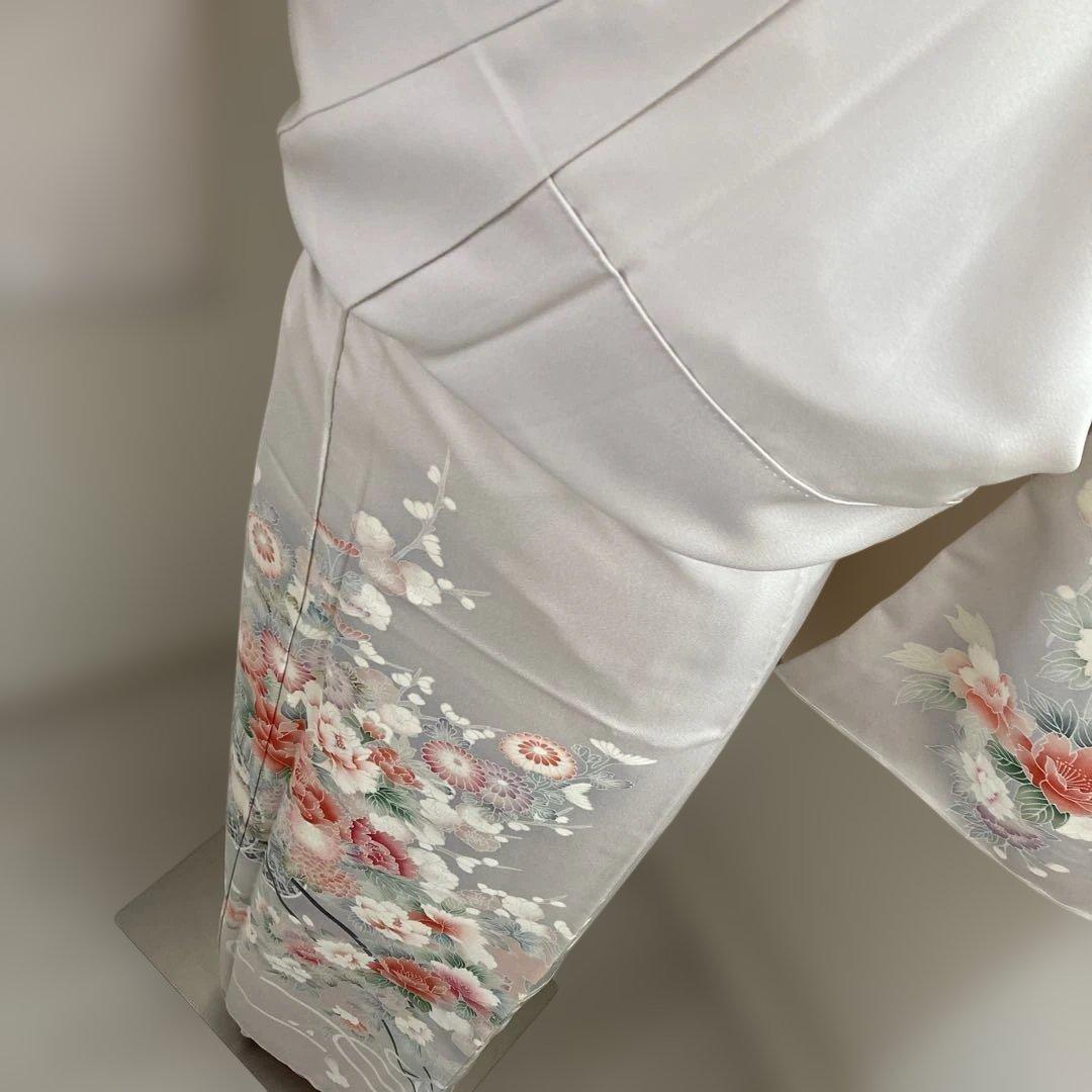 新品　淡いグレー地　訪問着　牡丹　花車文様　桜　縁起柄　小柄な方　s