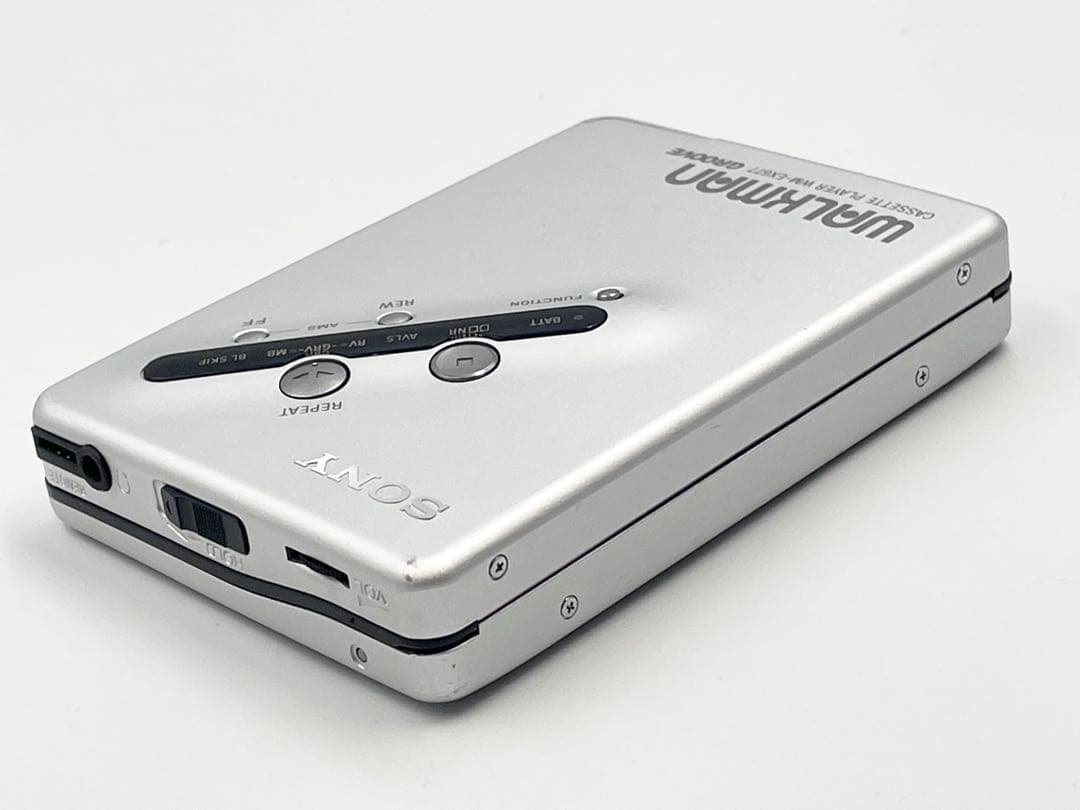 ジャンク　SONY WM-EX677 Walkman カセットプレーヤー