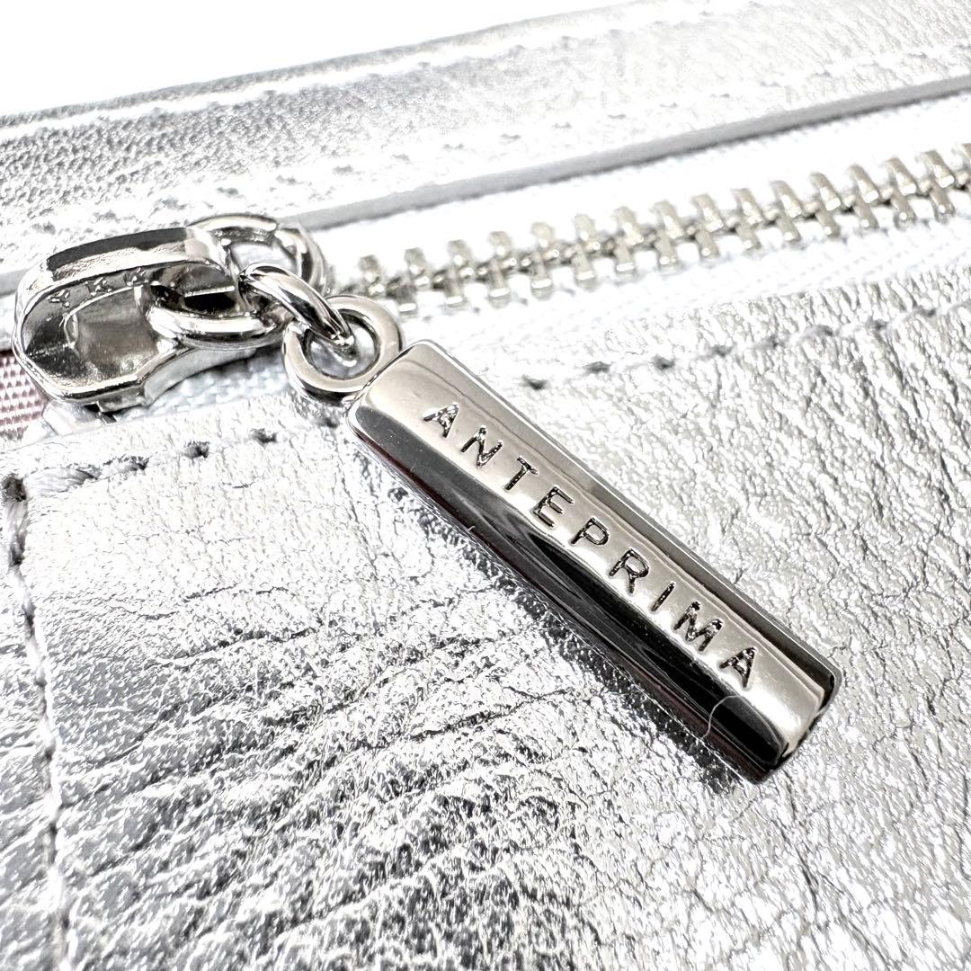 ✨新品✨アンテプリマ✨ マッツェット✨手帳型✨iPhoneSE✨シルバー✨レザー