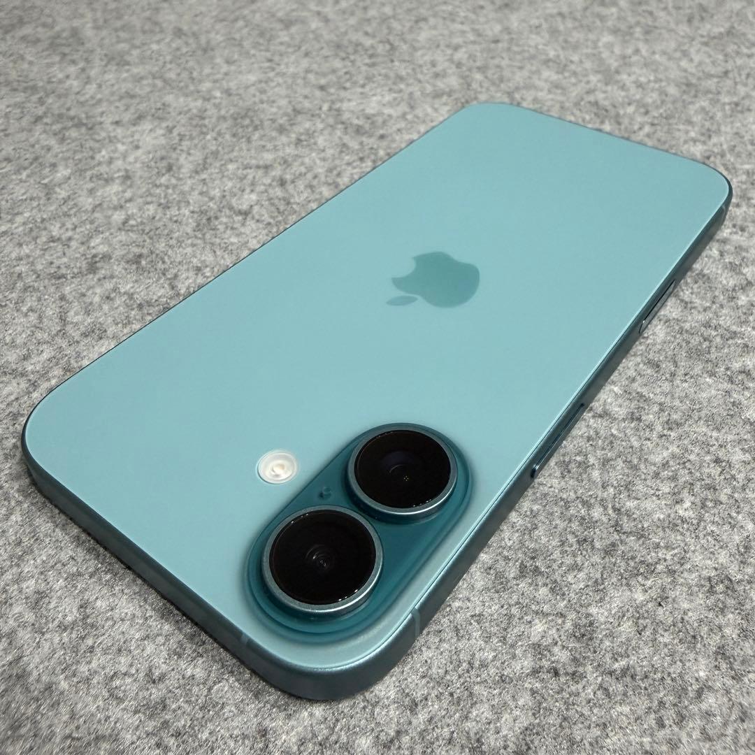 【美品】iPhone16 ティール 128GB 本体 + ケース