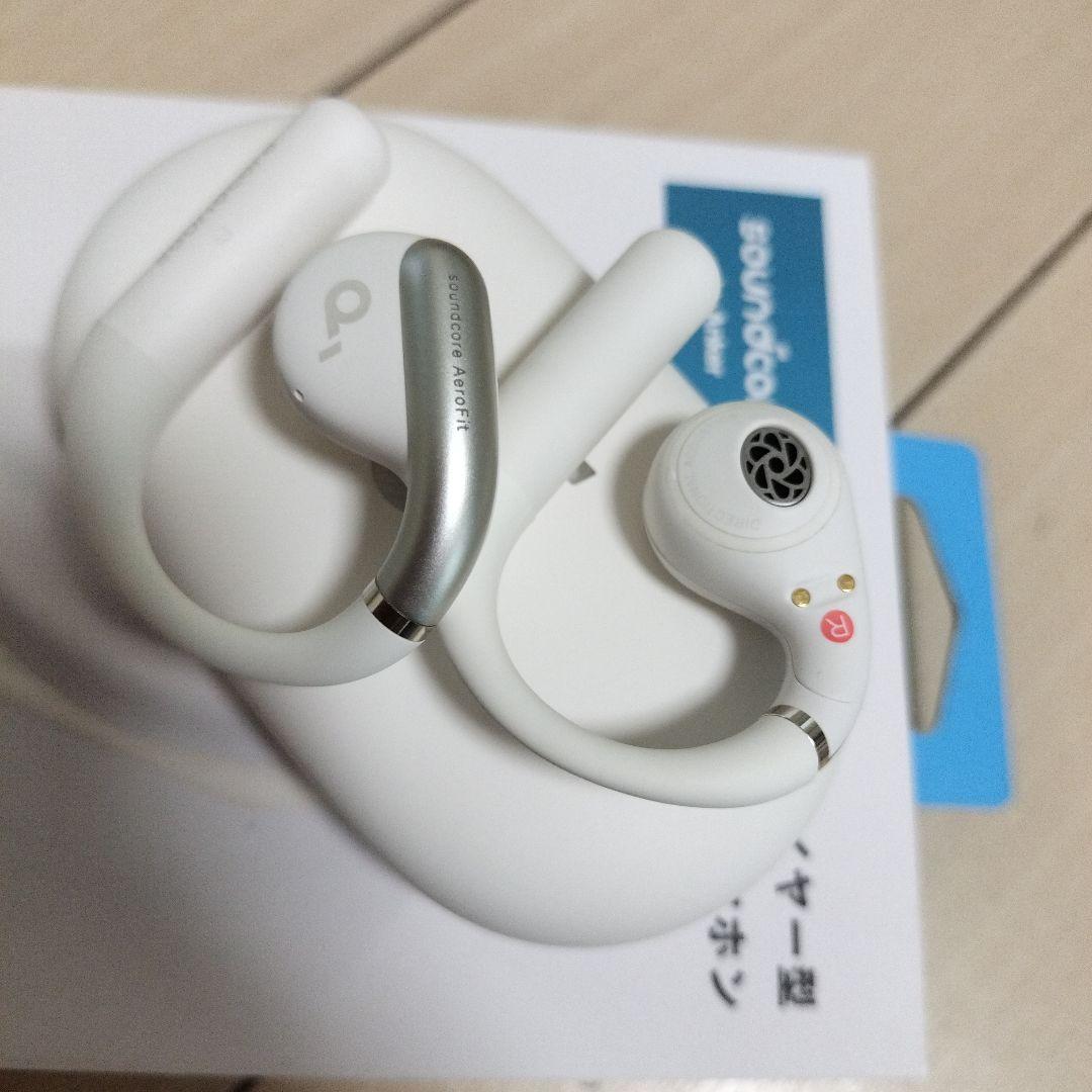 アンカー　ワイヤレスイヤホン Soundcore AeroFit オープンイヤ