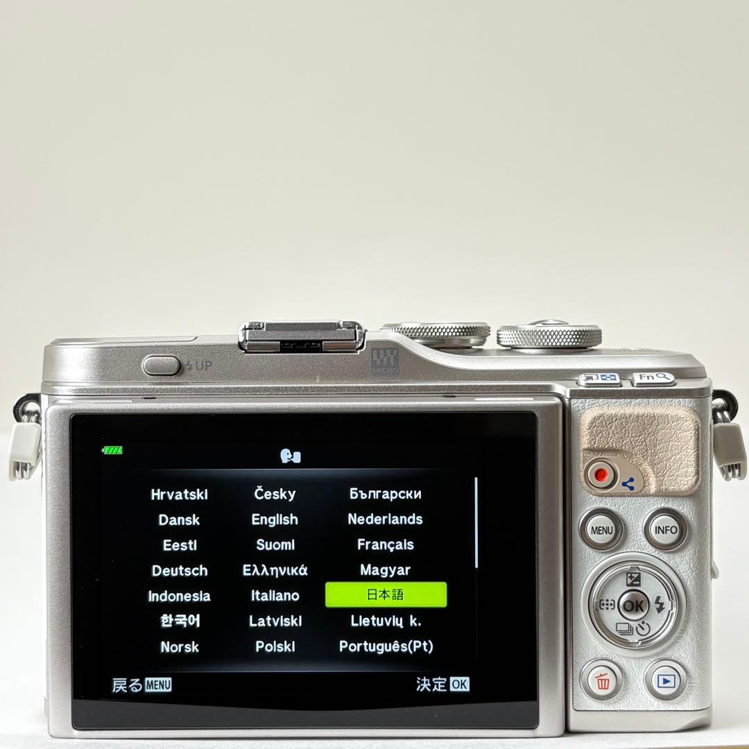 OLYMPUS PEN E-PL9ミラーレス一眼カメラ 本体レンズ Wi-Fi