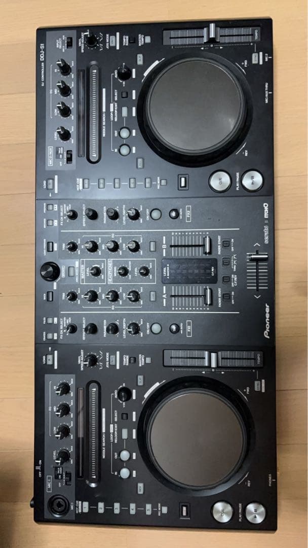 Pioneer DDJ-S1 DJコントローラー