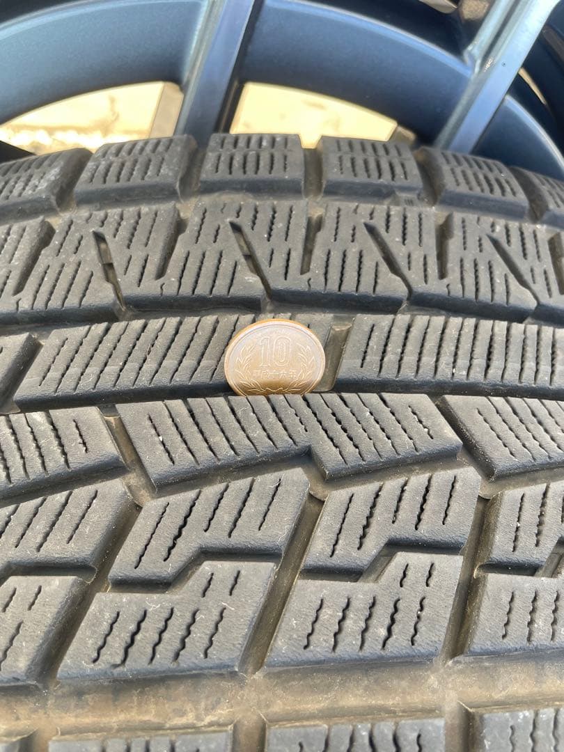 メルセデスベンツ・AMG ・E220d・スタッドレスタイヤ・発送たのメル便にて！