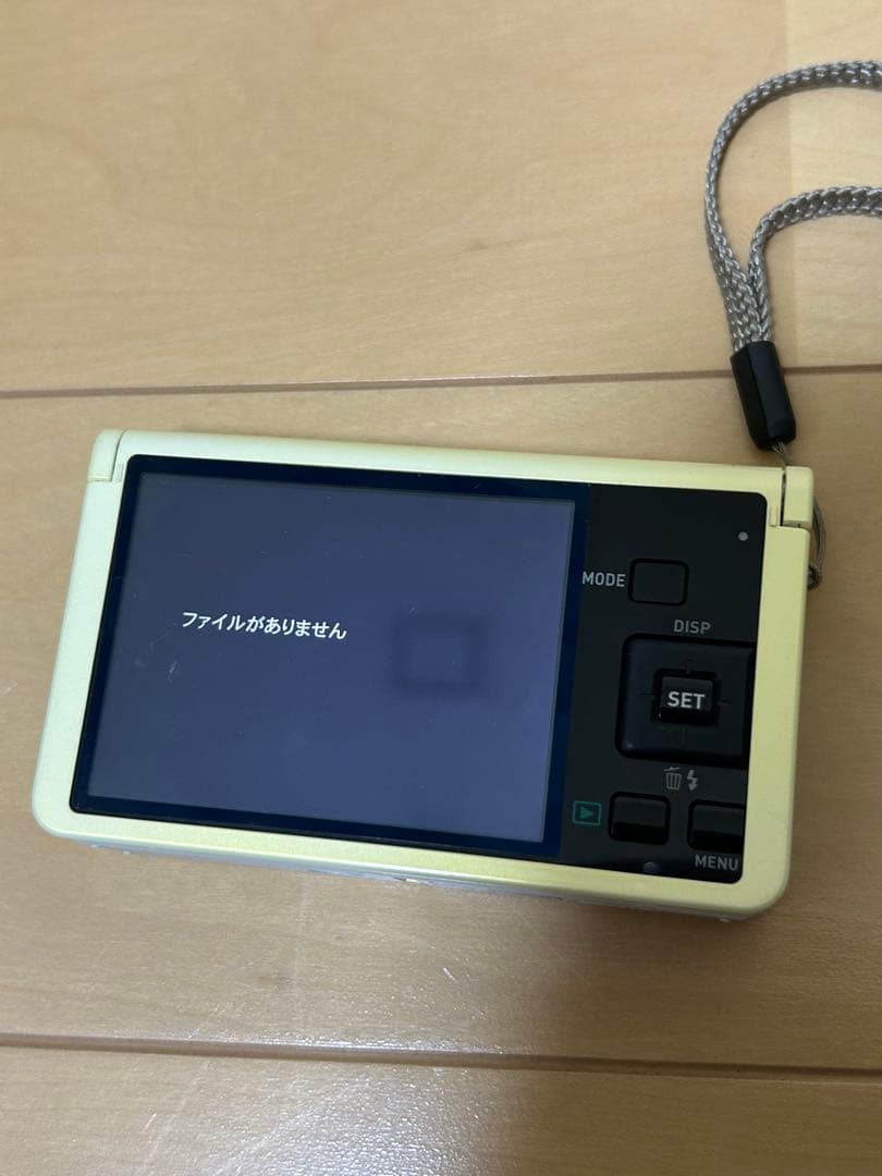 【最安値】CASIO EXlLIM EX ZR70 カシオ