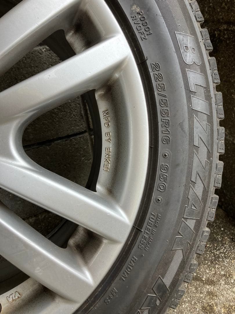 送料無料Team Sparco スパルコ 4本 スタッドレス 225/55/16