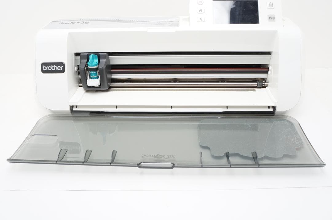 Brother ScanNCut　CM300　ブラザー カッティングマシン