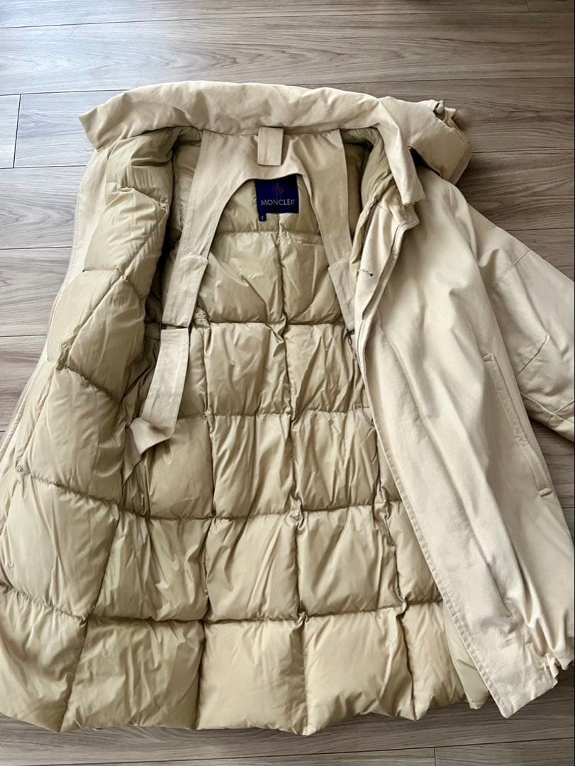 MONCLER ベージュ サイズ 2 L 青タグ コートダウンライナー フード