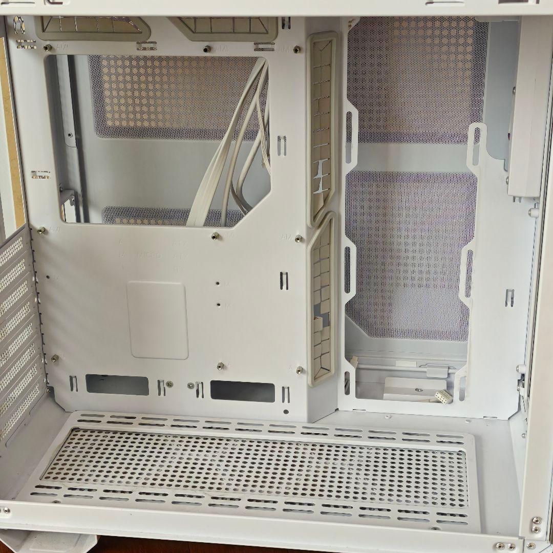 PCケース(自作PC用) ASUS TUF Gaming GT502 White Edition ATX