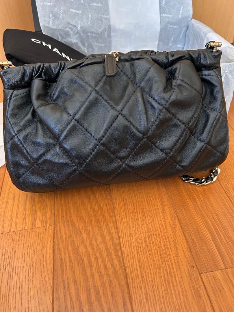 CHANEL ブラック チェーンショルダーバッグ