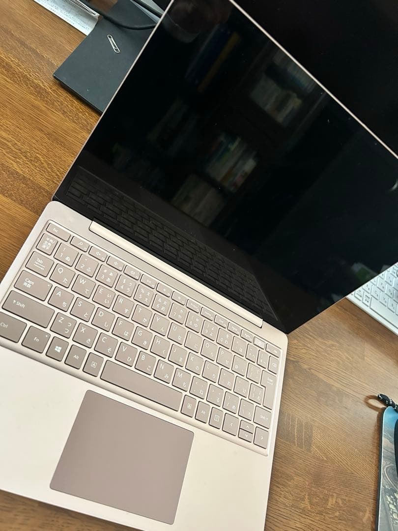 Microsoft Surface Laptop Go 12.4型