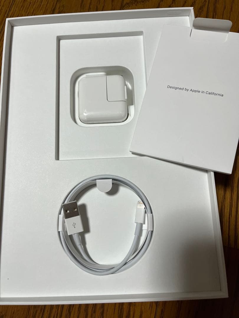 Apple iPad(第6世代)128GBシルバー 本体、付属品、箱完備