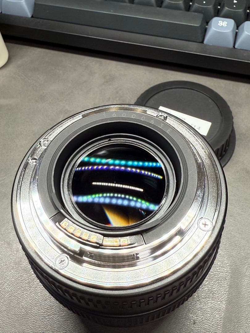 Canon EF 50mm f/1.4 USM フード、フィルター付