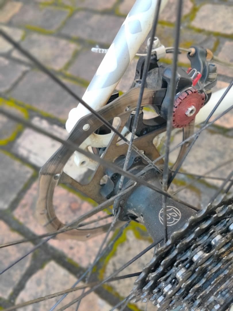 garyfisher TREK MENDOTAメンドータ　クロスバイク引取り限定