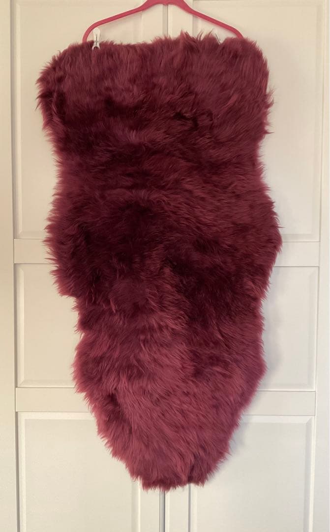 ムートンラグ 2個セット高級 厚手 リアルファー　60x117cm 未使用に近い