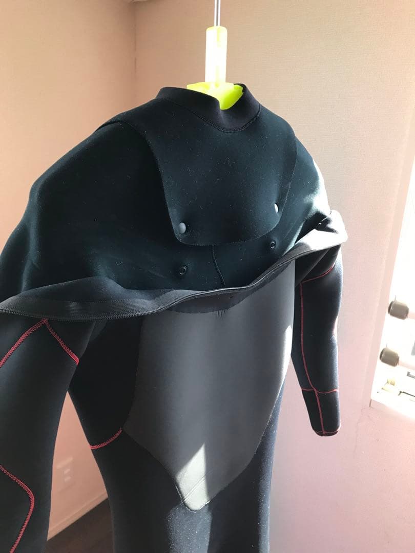 セミドライウェットスーツ エアタイト