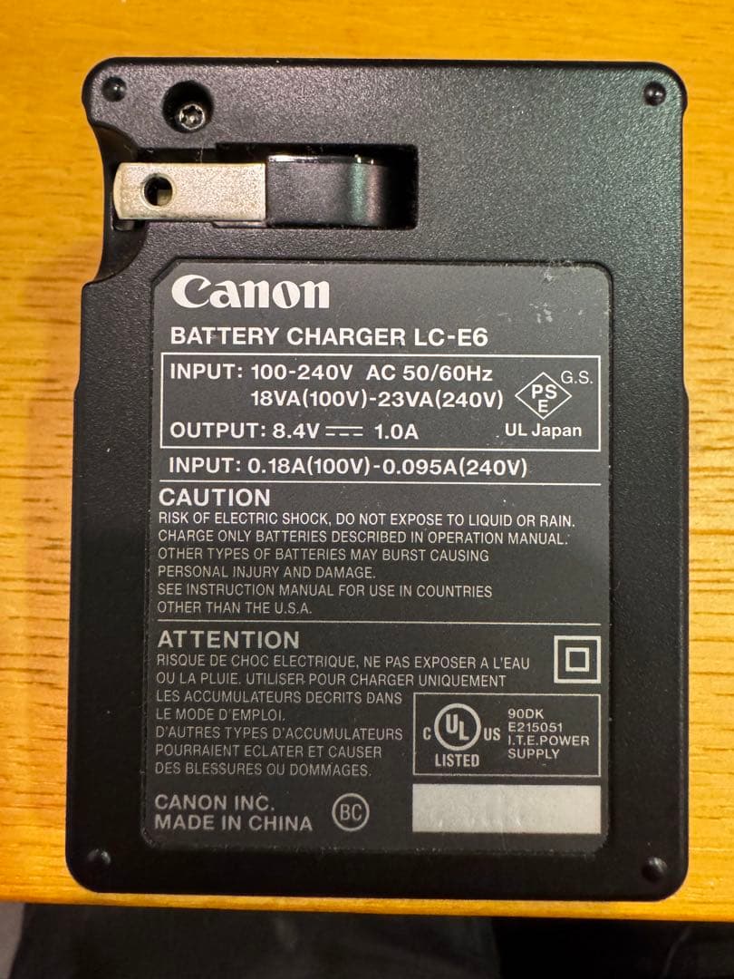 Canon EOS 6D Mark II ボディデジタル一眼レフカメラ