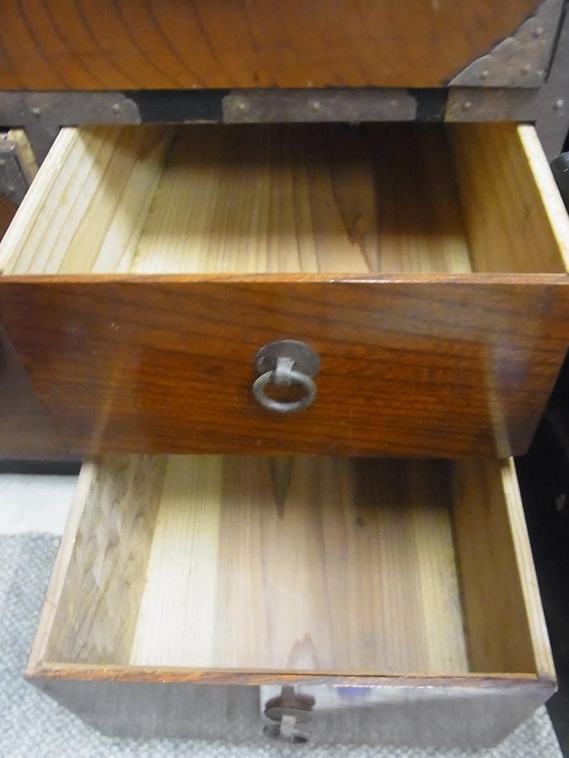 時代箪笥　庄内箪笥？家具　タンス　 チェスト 和家具