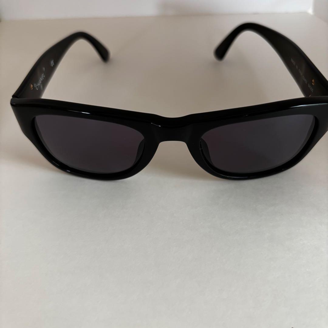 美品CHANEL サングラス ブルー系レンズ　ココマーク ゴールド ケース付き