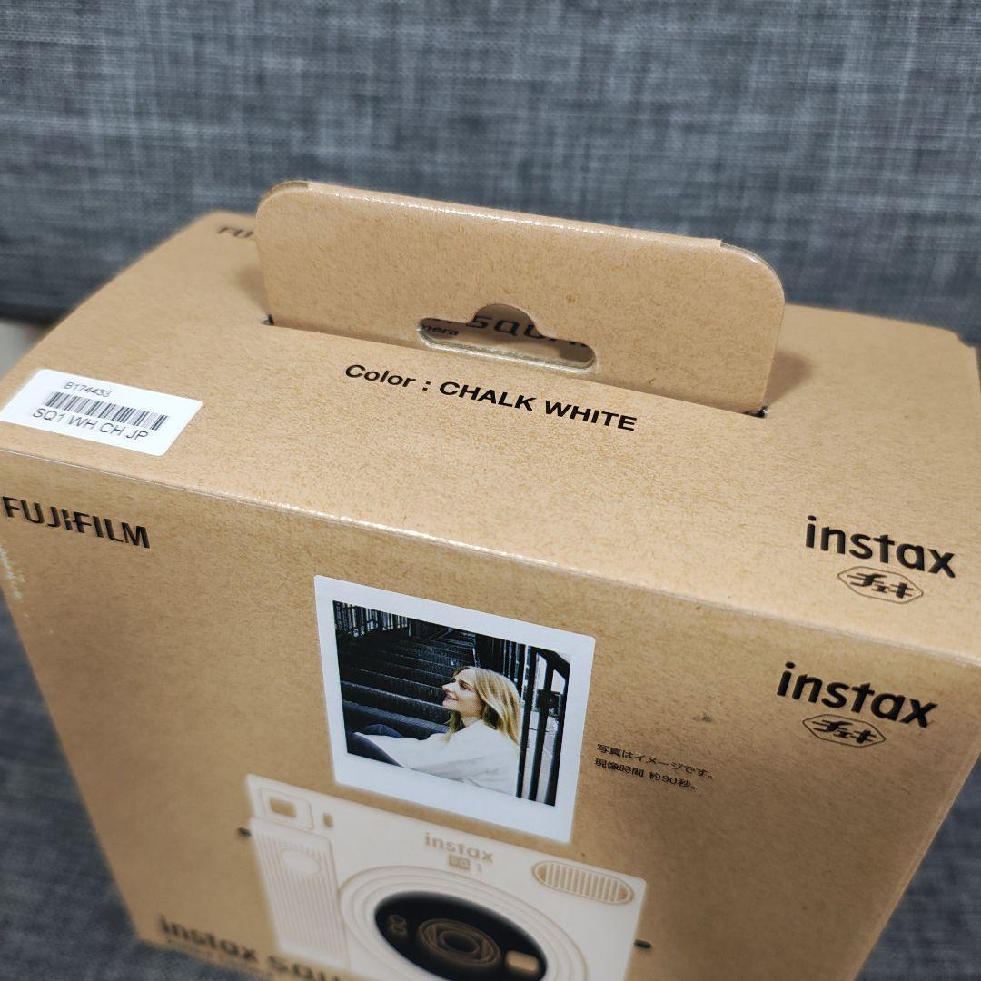 インスタックス　スクエア　SQ1 チョークホワイト　新品未使用品