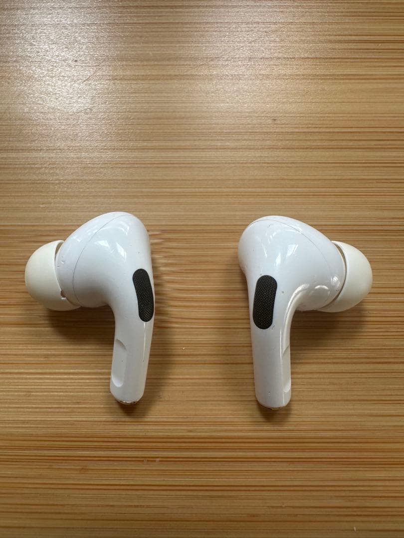 AirPods Pro2 ホワイト 充電ケース本体 左耳つき