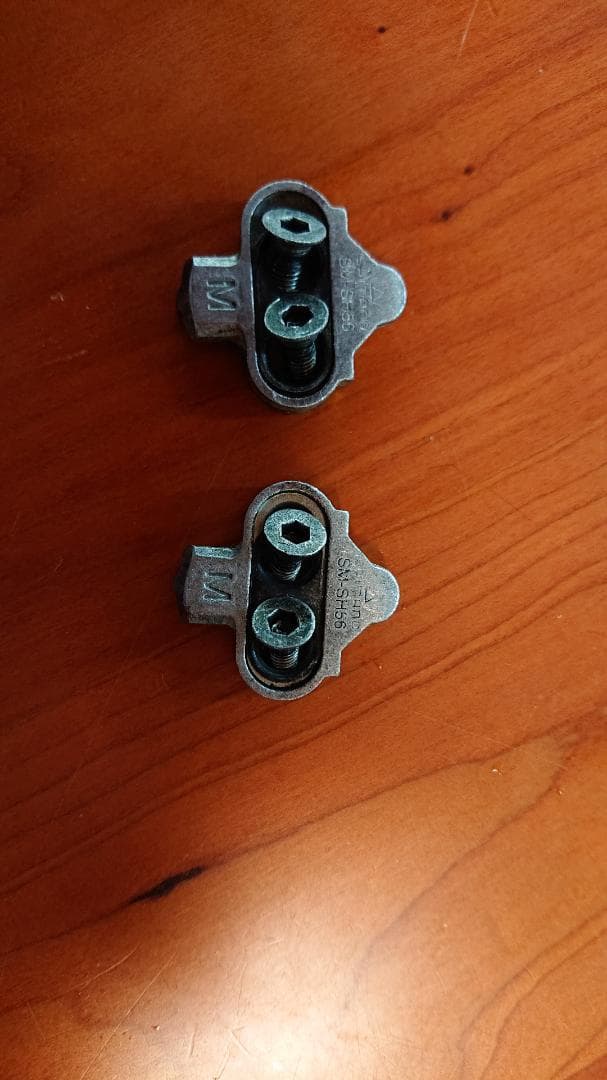 Fizik(フィジーク) ＳＰＤビンディングシューズ　サイズ：４１ クリート付