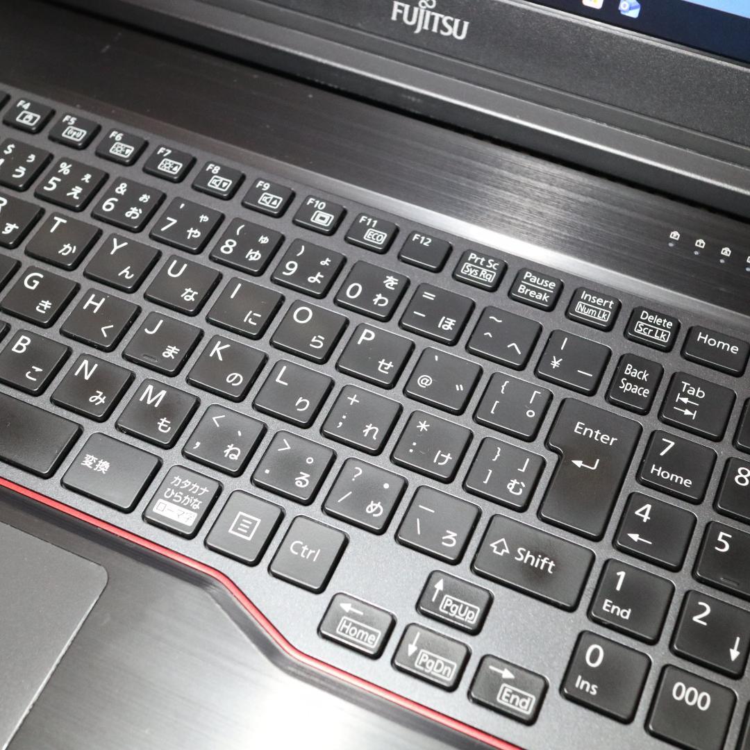 Win11超高品質WS！8世代Corei5/メ16G/ダブルSSD/Quadro