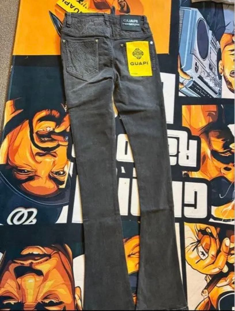 GUAPI 28 ブラックフレアデニム