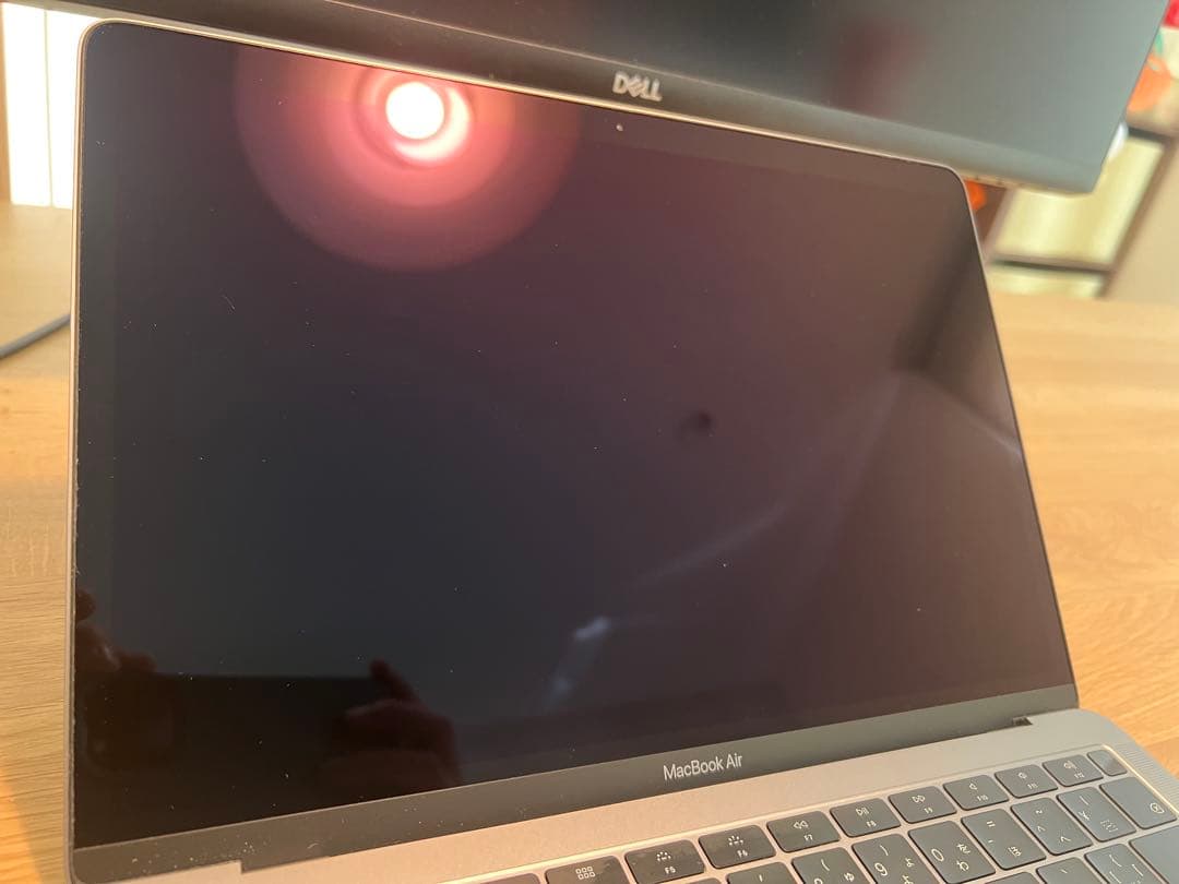 最終値下げMacBook Air 2019 13インチ256GB 充放電143回