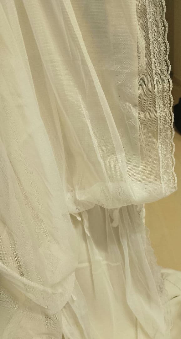 フリルカーテン