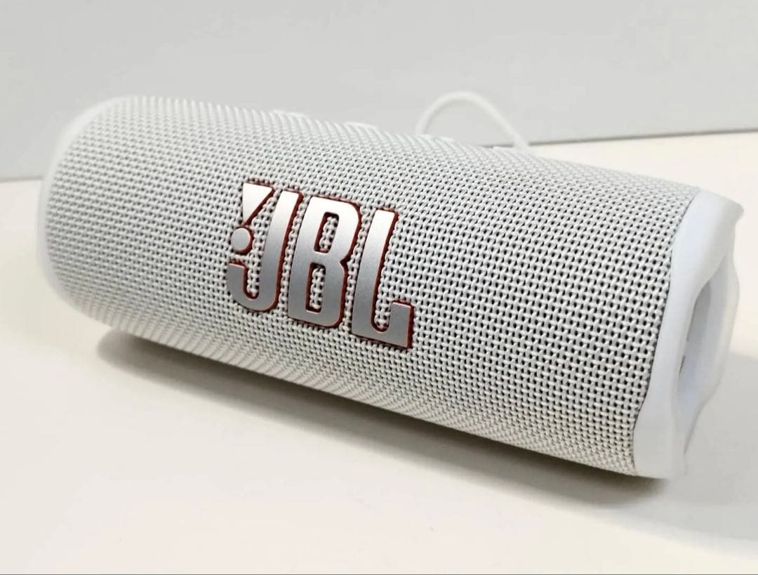 JBL flip6 新品購入後1週間経過のみ　本体のみ美品　完全動作日焼けなし