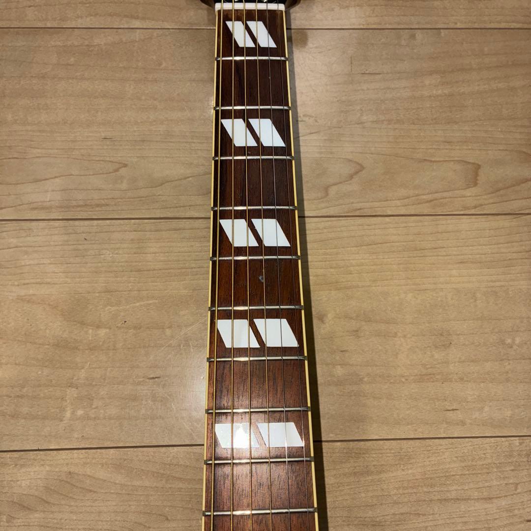 希少調整済み　Maison SJ-22-VS アコースティックギター良く鳴ります