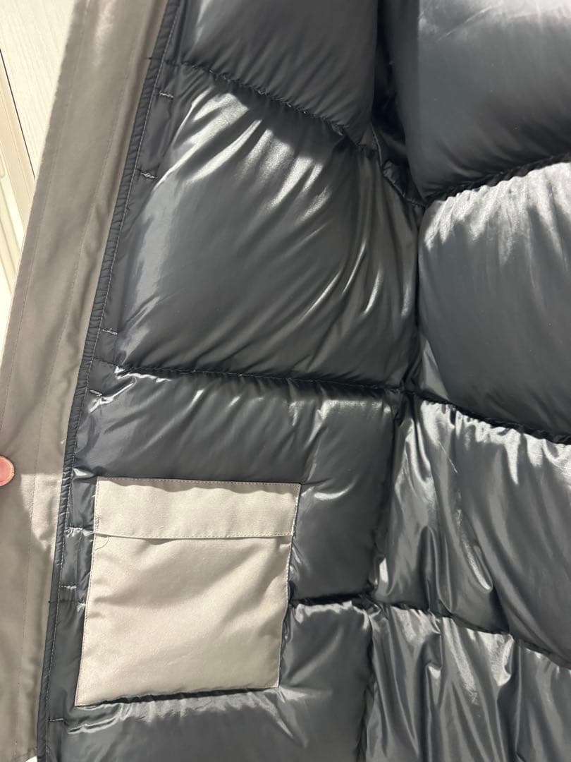 【美品 1番人気Ｍサイズ】カナダグース ブラックレーベル