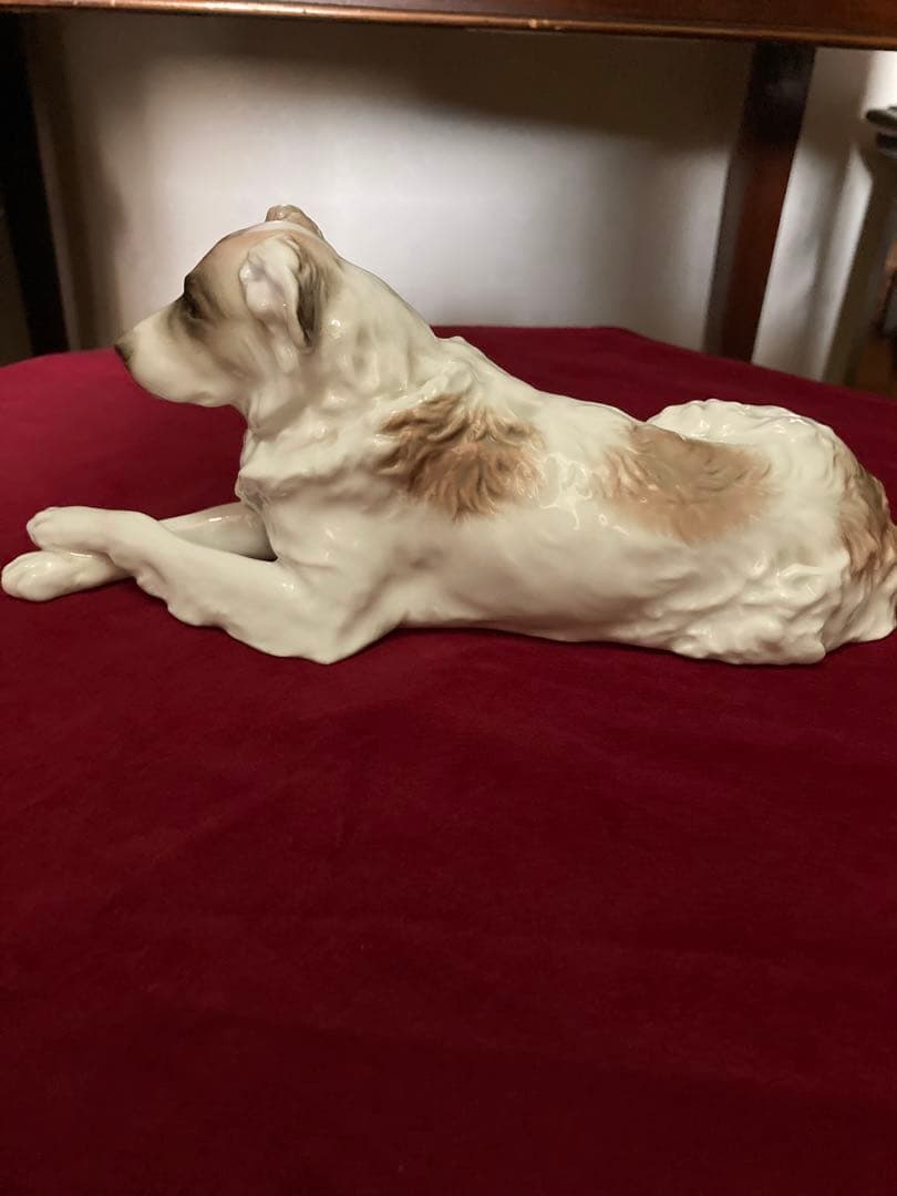 KPM ベルリン　フィギュリン　オブジェ　犬置物