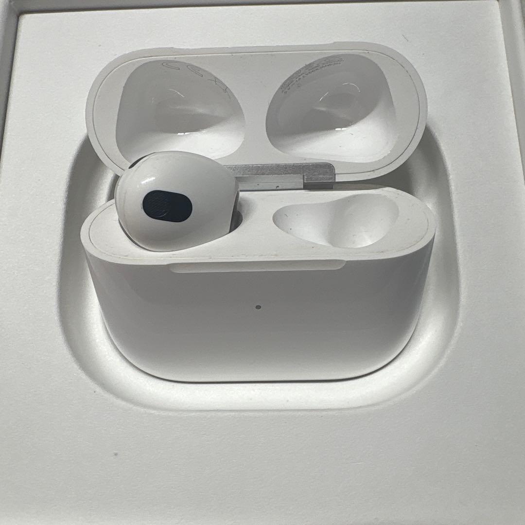 AirPods第三世代 本体&左イヤホン&充電ケーブル