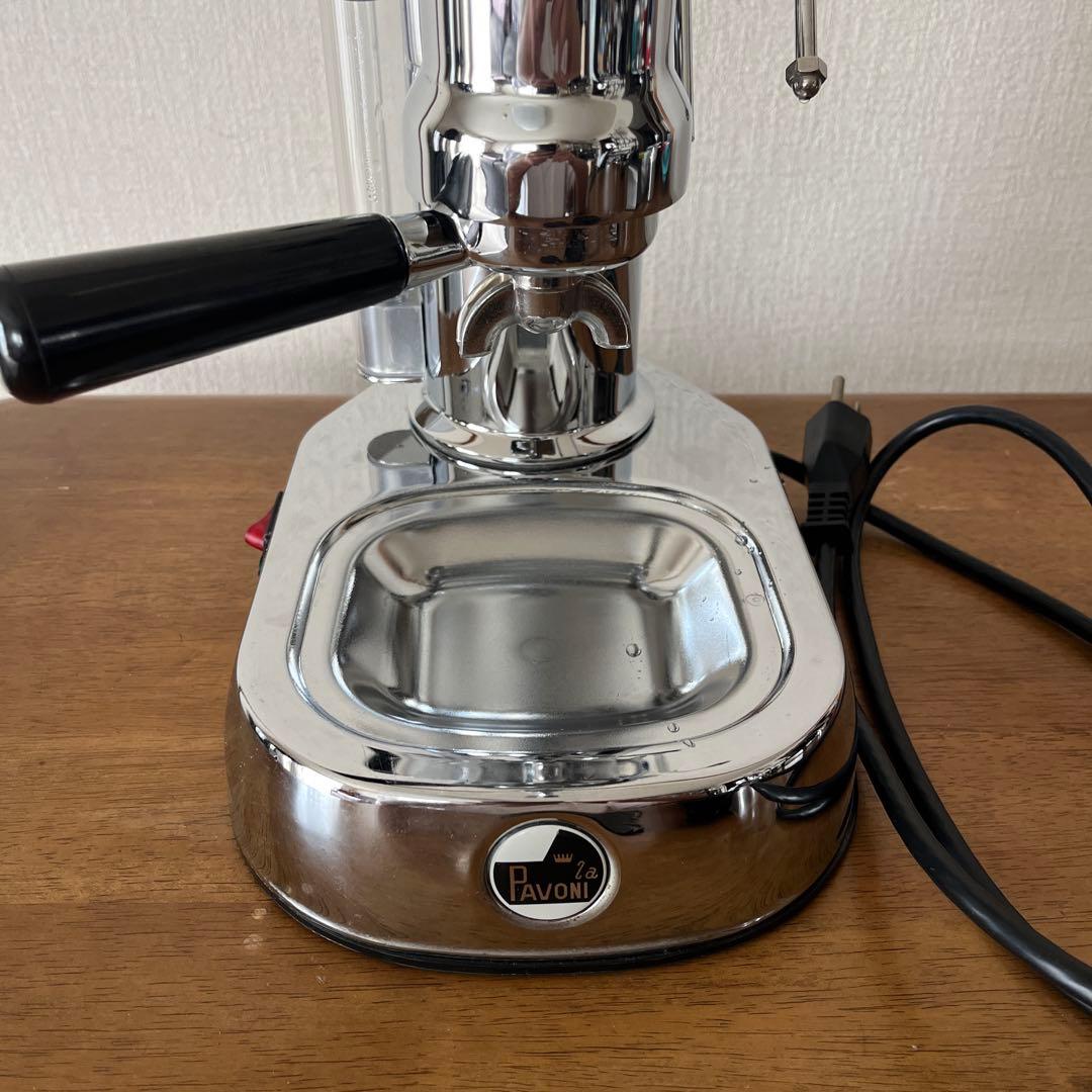 La pavoni Europiccolaとタンパーなどを含めたセット品